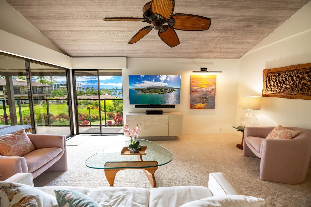 Condo in Kihei · ★4.92 · 2 bedrooms · 4 beds · 2 baths - Photo 5