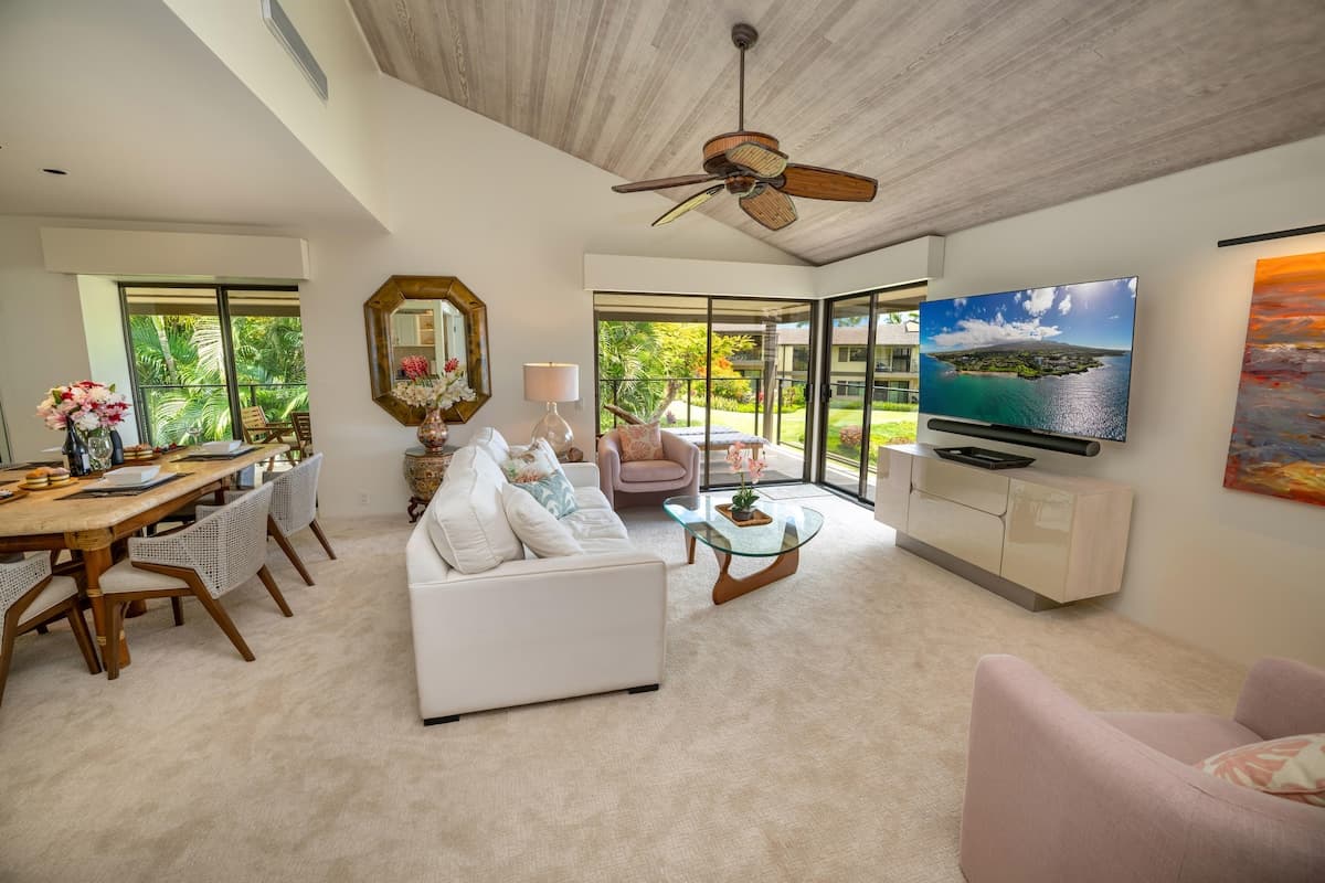 Condo in Kihei · ★4.92 · 2 bedrooms · 4 beds · 2 baths - Photo 4