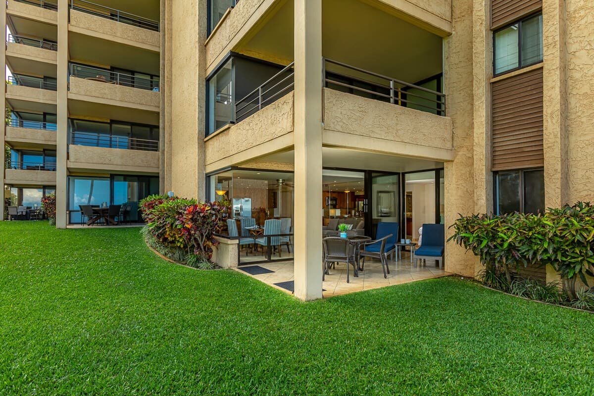 Condo in Kihei · ★4.82 · 2 bedrooms · 4 beds · 2 shared baths - Photo 5