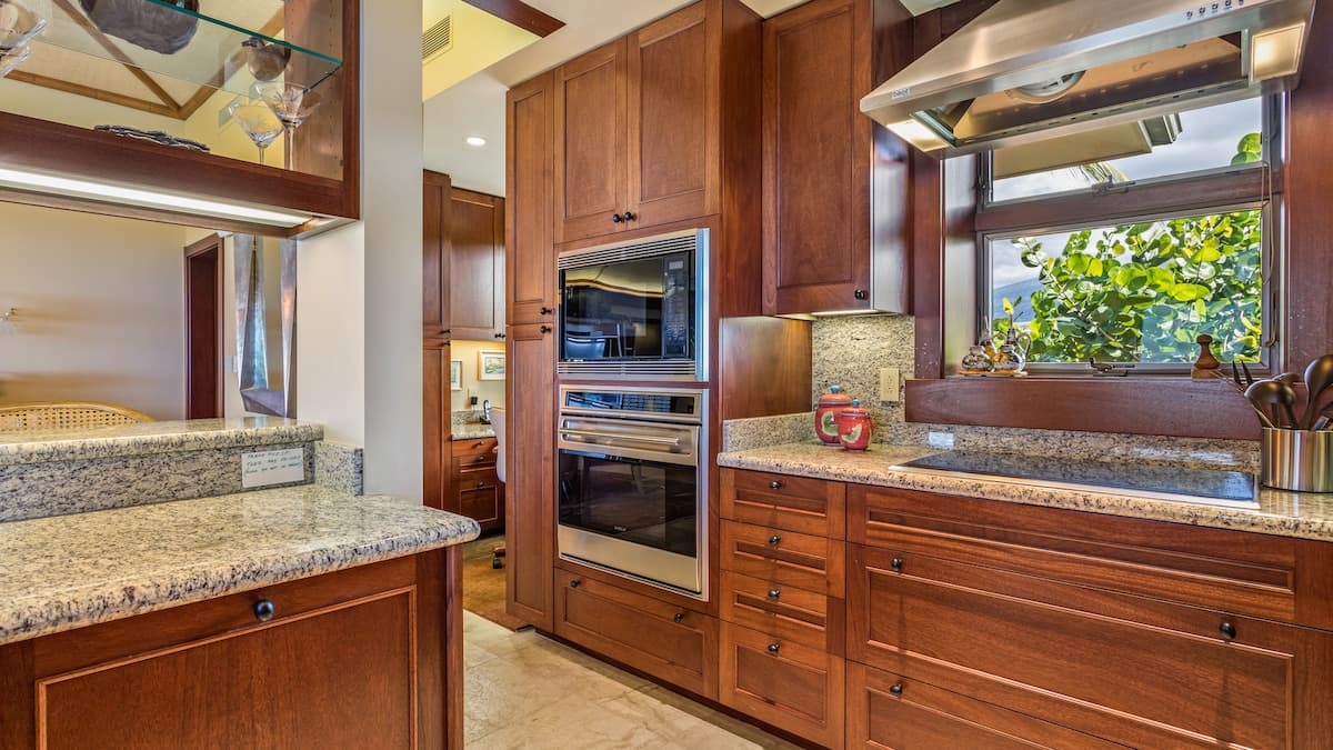 Villa in Kailua-Kona · ★5.0 · 2 bedrooms · 2 beds · 2 baths - Photo 4