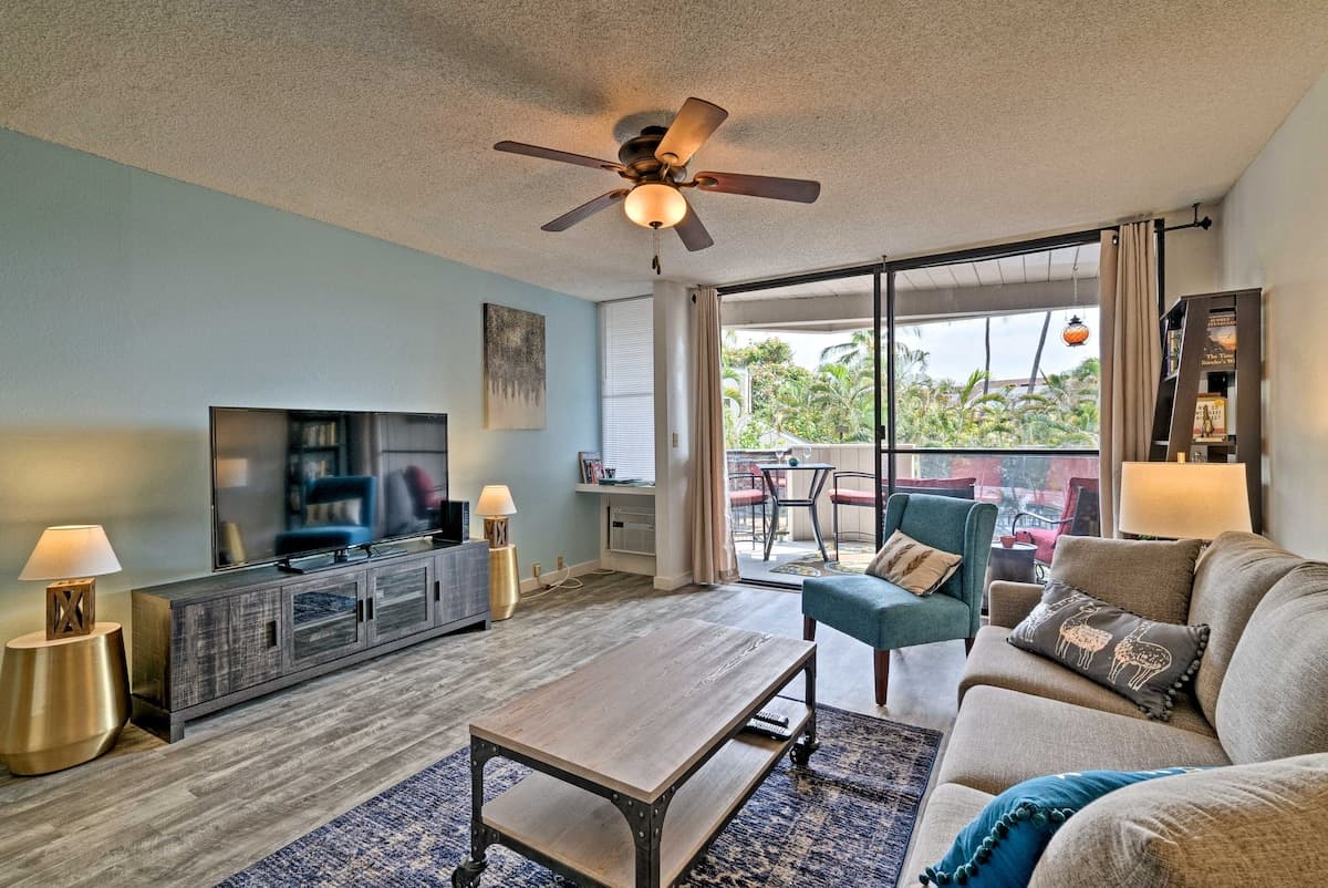 Condo in Kailua-Kona · ★4.83 · 1 bedroom · 2 beds · 1 shared bath - Photo 5