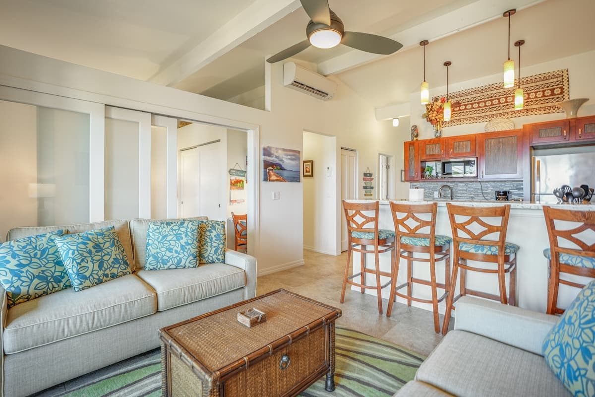 Condo in Kapaa · ★4.89 · 2 bedrooms · 2 beds · 1.5 baths - Photo 5
