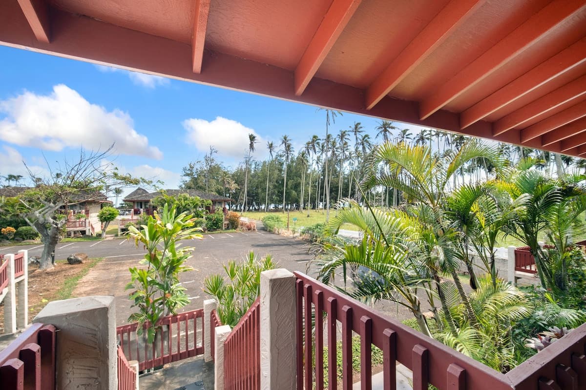 Condo in Kapaa · ★4.7 · 2 bedrooms · 4 beds · 1.5 baths - Photo 5