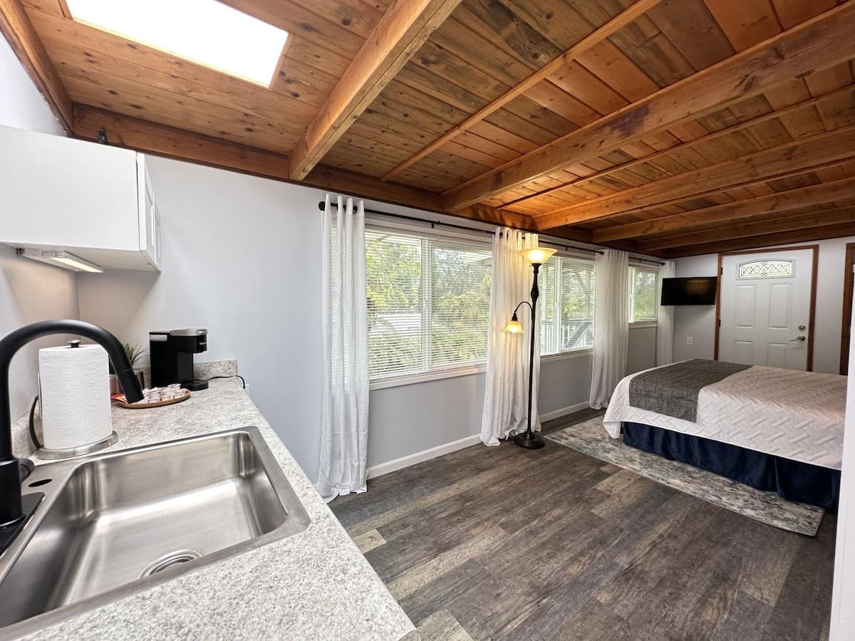 Guesthouse in Volcano · ★4.81 · 1 bedroom · 1 bed · 1 private bath - Photo 2