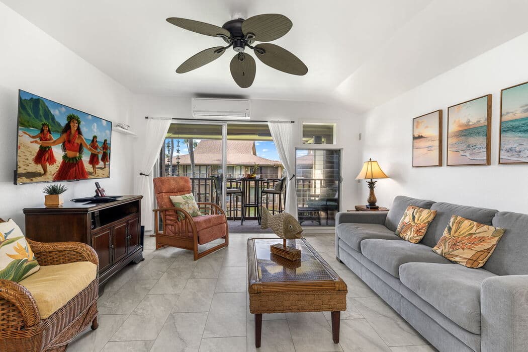 Condo in Kailua-Kona · ★5.0 · 1 bedroom · 2 beds · 1 private bath - Photo 2