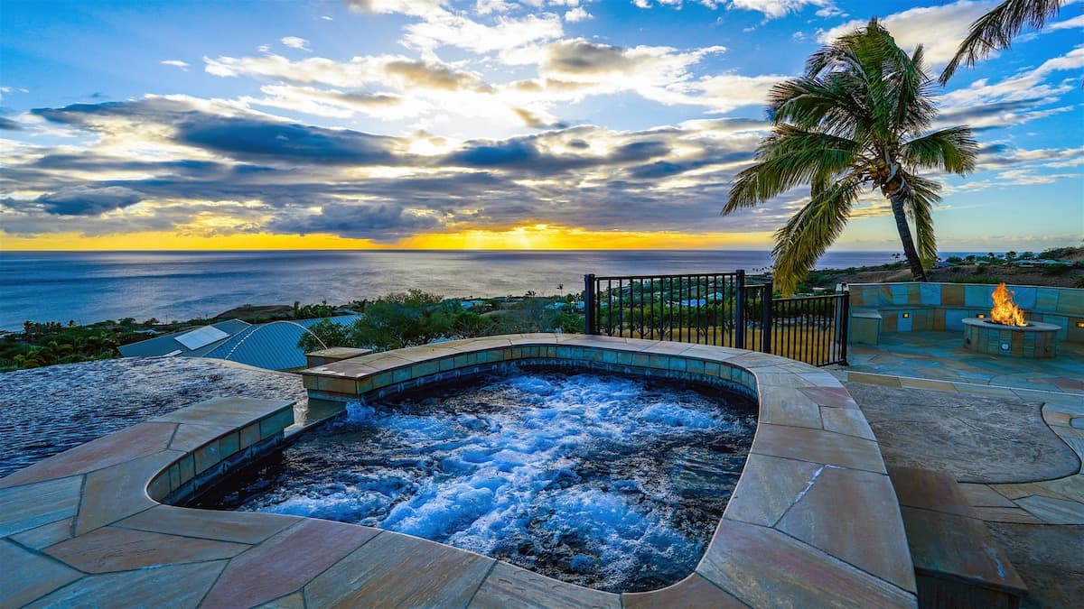 Home in Waimea · ★4.92 · 4 bedrooms · 5 beds · 3 baths - Photo 5