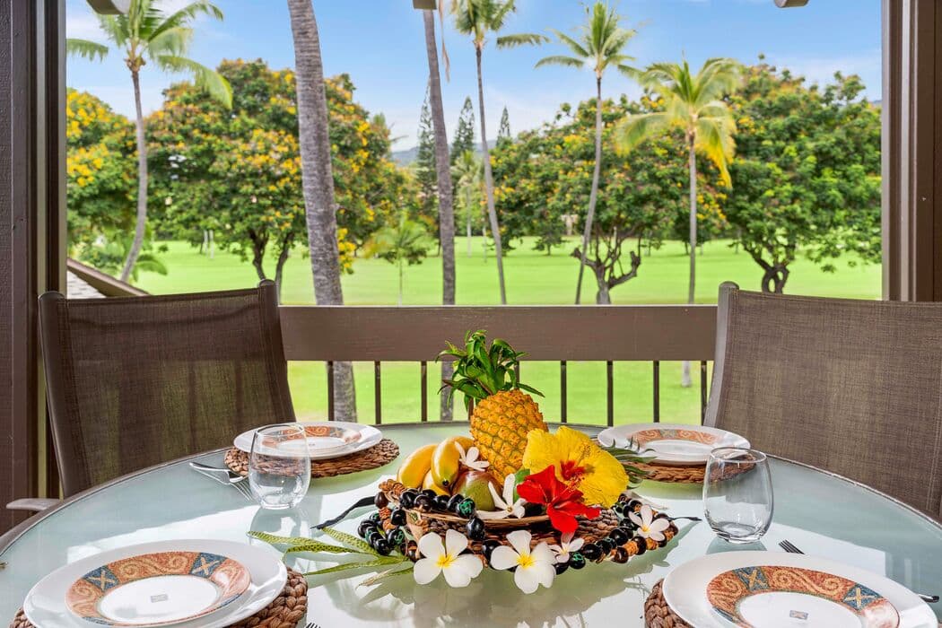 Condo in Kailua-Kona · ★4.93 · 2 bedrooms · 2 beds · 2 baths - Photo 2