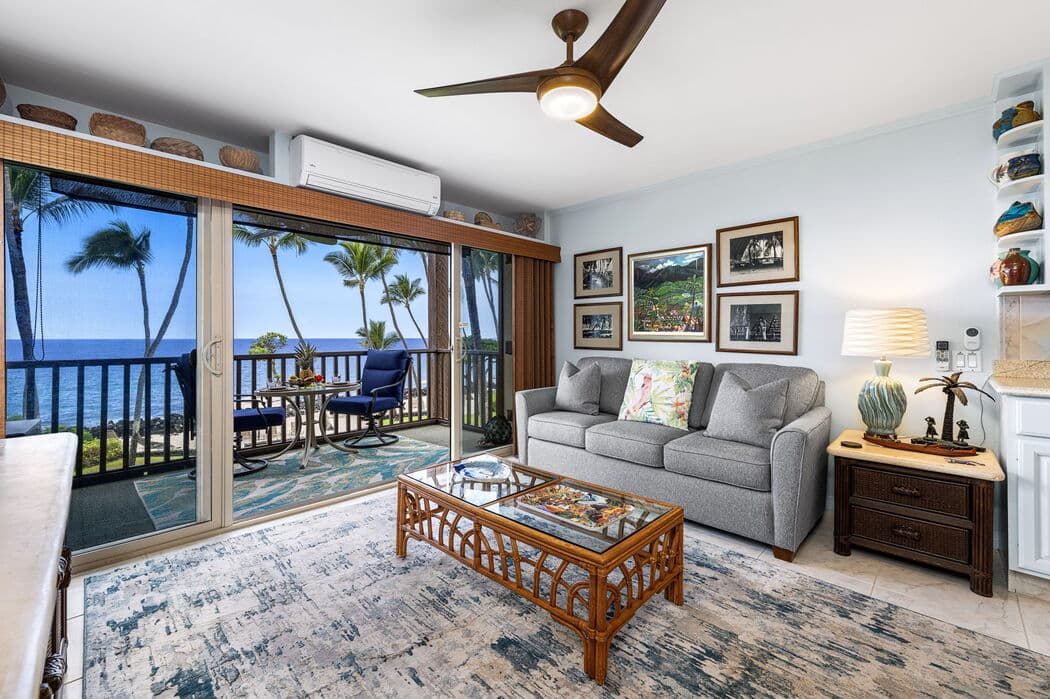 Condo in Kailua-Kona · ★4.8 · 1 bedroom · 2 beds · 1 private bath - Photo 3
