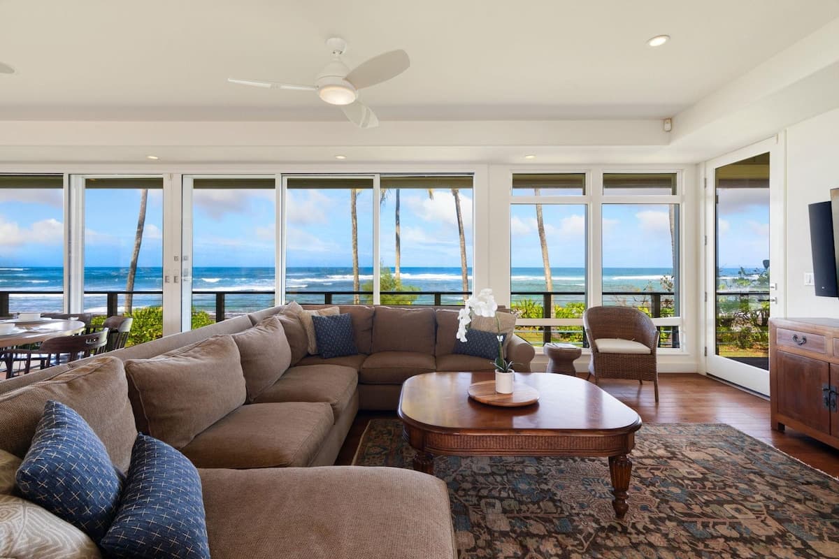 Home in Wainiha · ★4.88 · 4 bedrooms · 5 beds · 4 baths - Photo 3