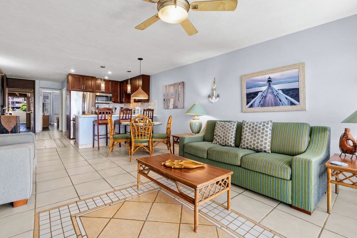 Condo in Kihei · ★4.73 · 1 bedroom · 3 beds · 1 bath - Photo 4