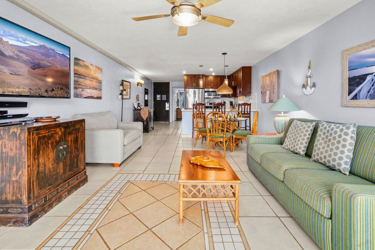 Condo in Kihei · ★4.73 · 1 bedroom · 3 beds · 1 bath - Photo 5