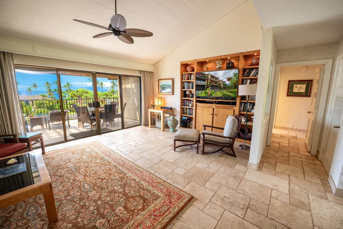 Condo in Kihei · ★4.94 · 2 bedrooms · 4 beds · 2 baths - Photo 5