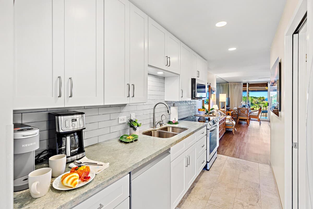 Home in Kaanapali · ★4.92 · Studio · 1 bed · 1 bath - Photo 4