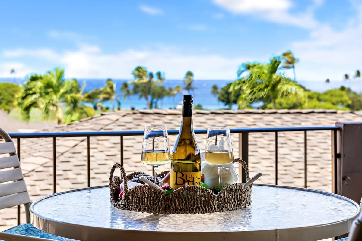 Home in Kaanapali · ★4.92 · Studio · 1 bed · 1 bath - Photo 1