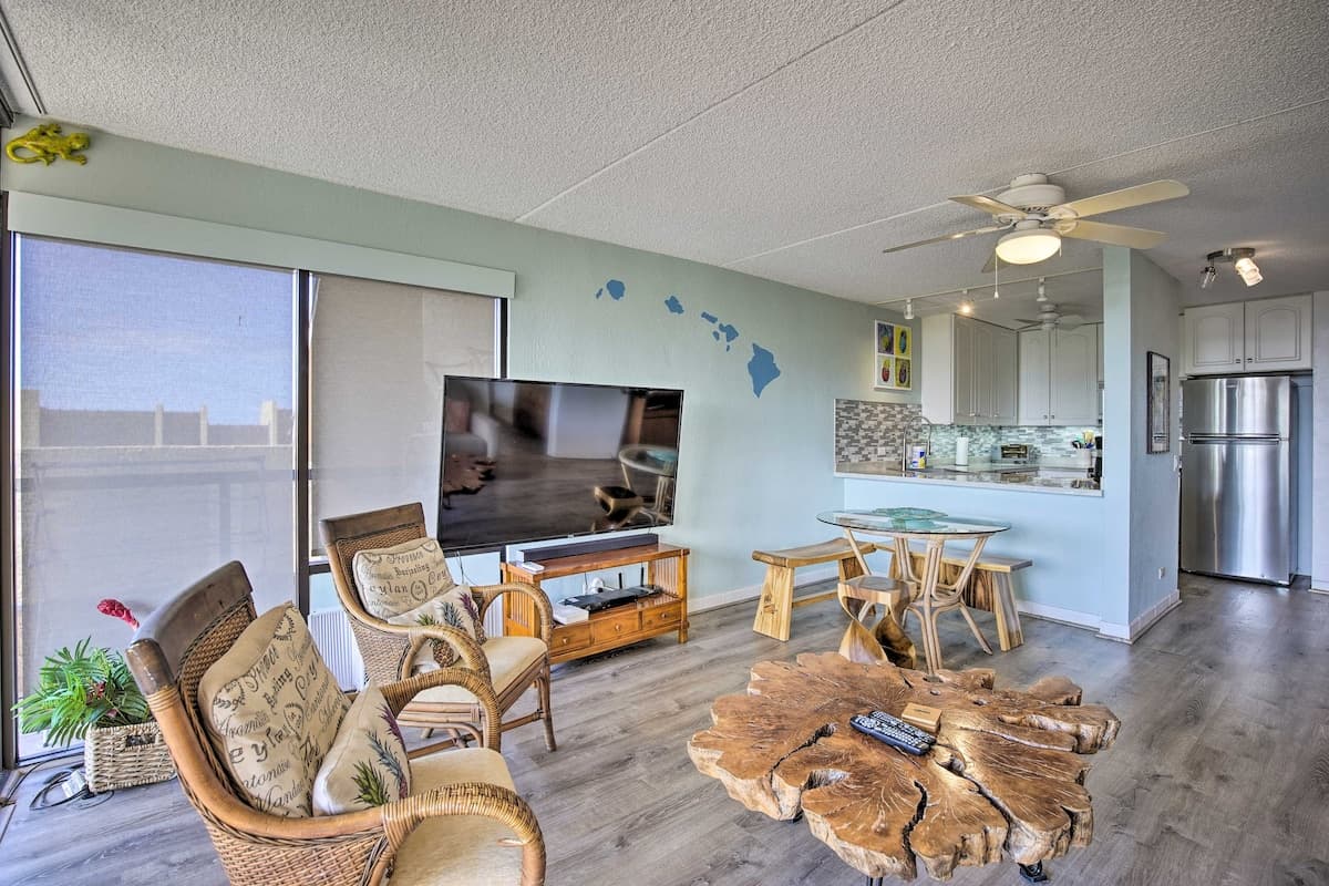Condo in Kailua-Kona · ★4.6 · 2 bedrooms · 3 beds · 3 baths - Photo 4