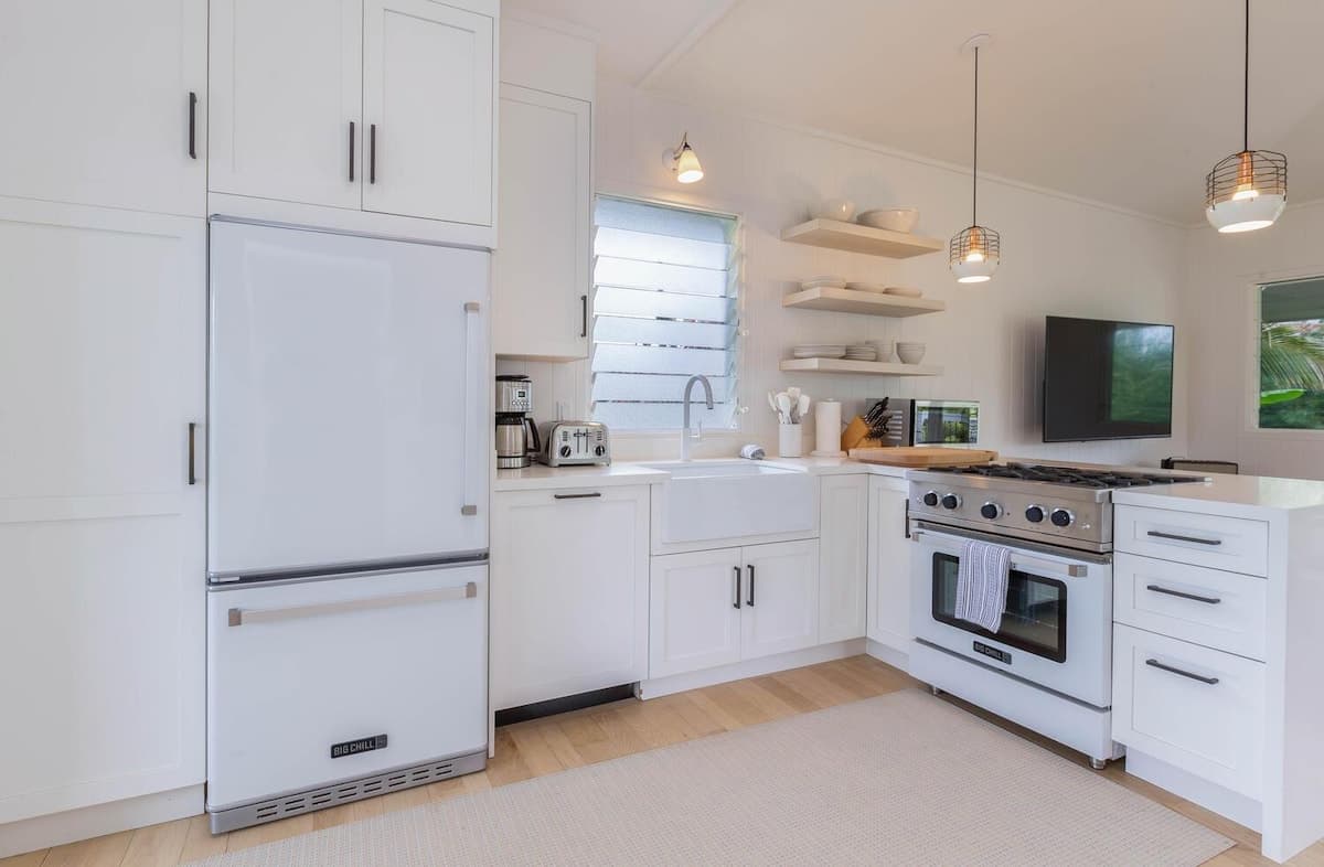 Home in Hanalei · ★4.64 · 2 bedrooms · 2 beds · 2 baths - Photo 3