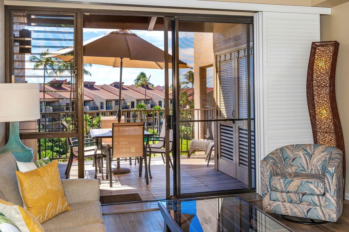 Condo in Kihei · ★5.0 · 2 bedrooms · 4 beds · 2 baths - Photo 2