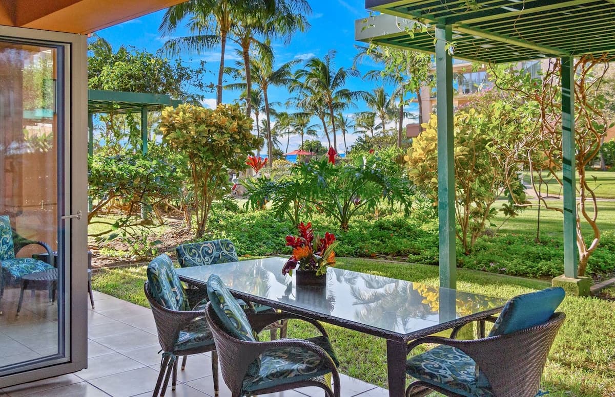 Condo in Lahaina · ★4.82 · 2 bedrooms · 4 beds · 2 shared baths - Photo 1