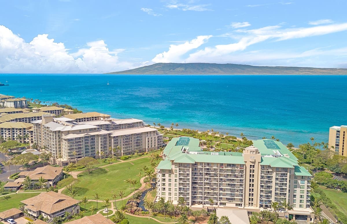 Condo in Lahaina · ★4.78 · 3 bedrooms · 5 beds · 3 baths - Photo 2