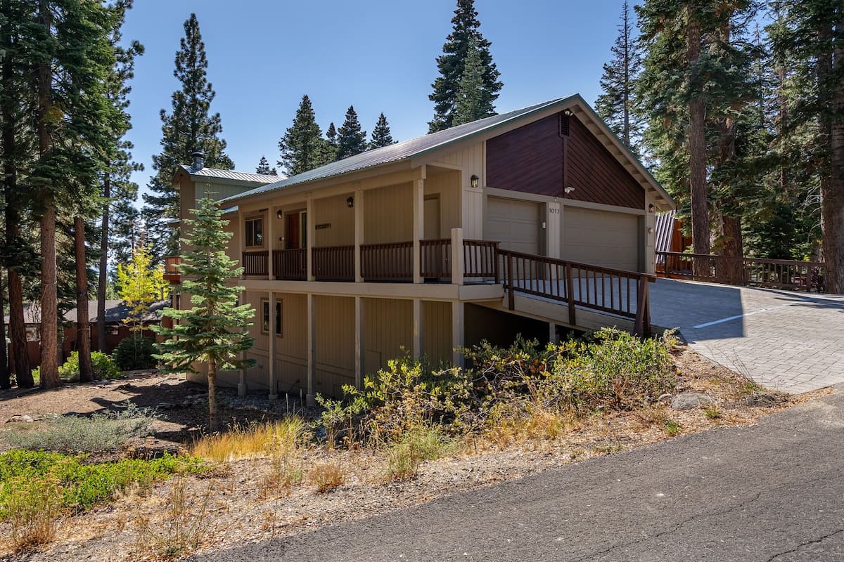 Home in Incline Village · ★4.96 · 4 bedrooms · 7 beds · 3.5 private baths - Photo 1