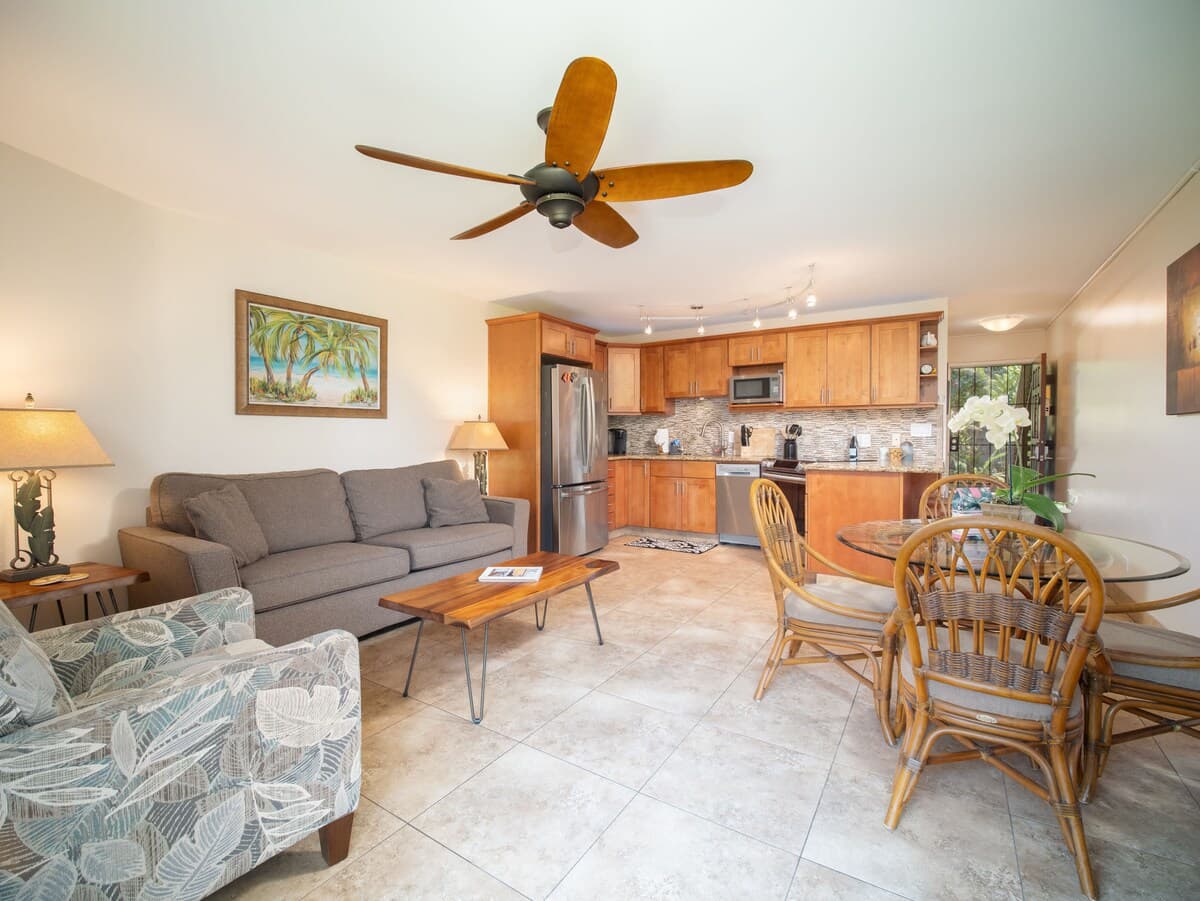 Condo in Kihei · ★4.98 · 1 bedroom · 2 beds · 1 bath - Photo 5