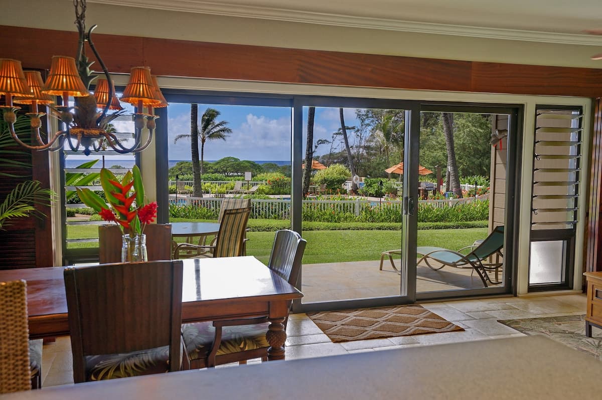 Condo in Lihue · ★4.63 · 1 bedroom · 2 beds · 1 private bath - Photo 2