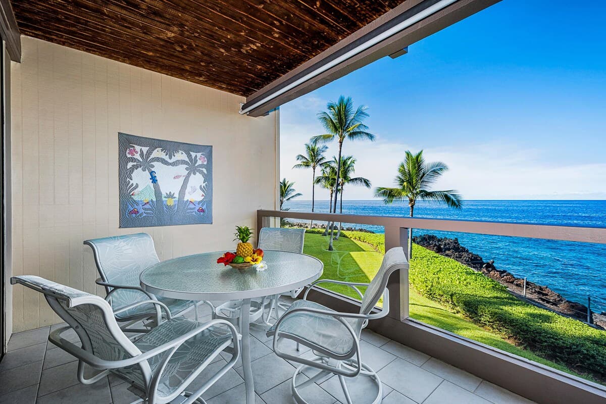 Condo in Kailua-Kona · ★4.57 · 2 bedrooms · 2 beds · 2 baths - Photo 1