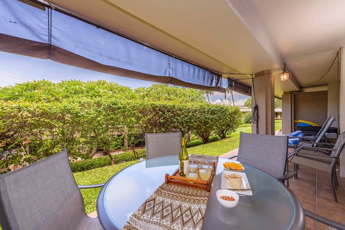 Condo in Lahaina · ★4.76 · 1 bedroom · 3 beds · 2 private baths - Photo 1