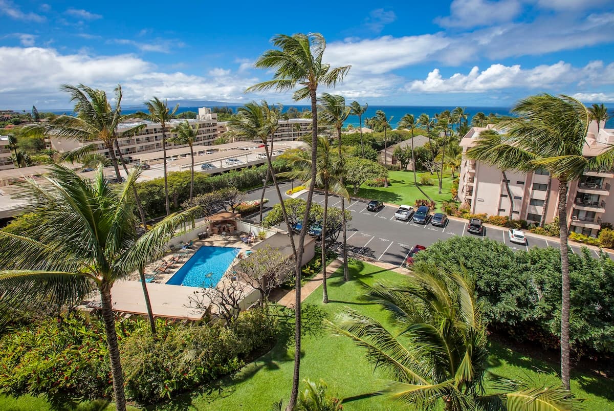 Condo in Kihei · ★4.87 · 2 bedrooms · 3 beds · 2 shared baths - Photo 2