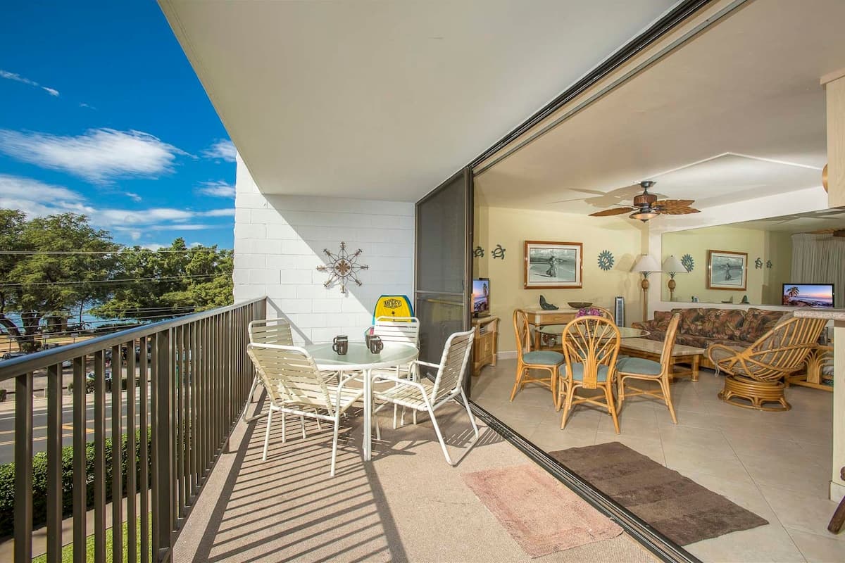 Condo in Kihei · ★4.61 · 2 bedrooms · 4 beds · 2 shared baths - Photo 1