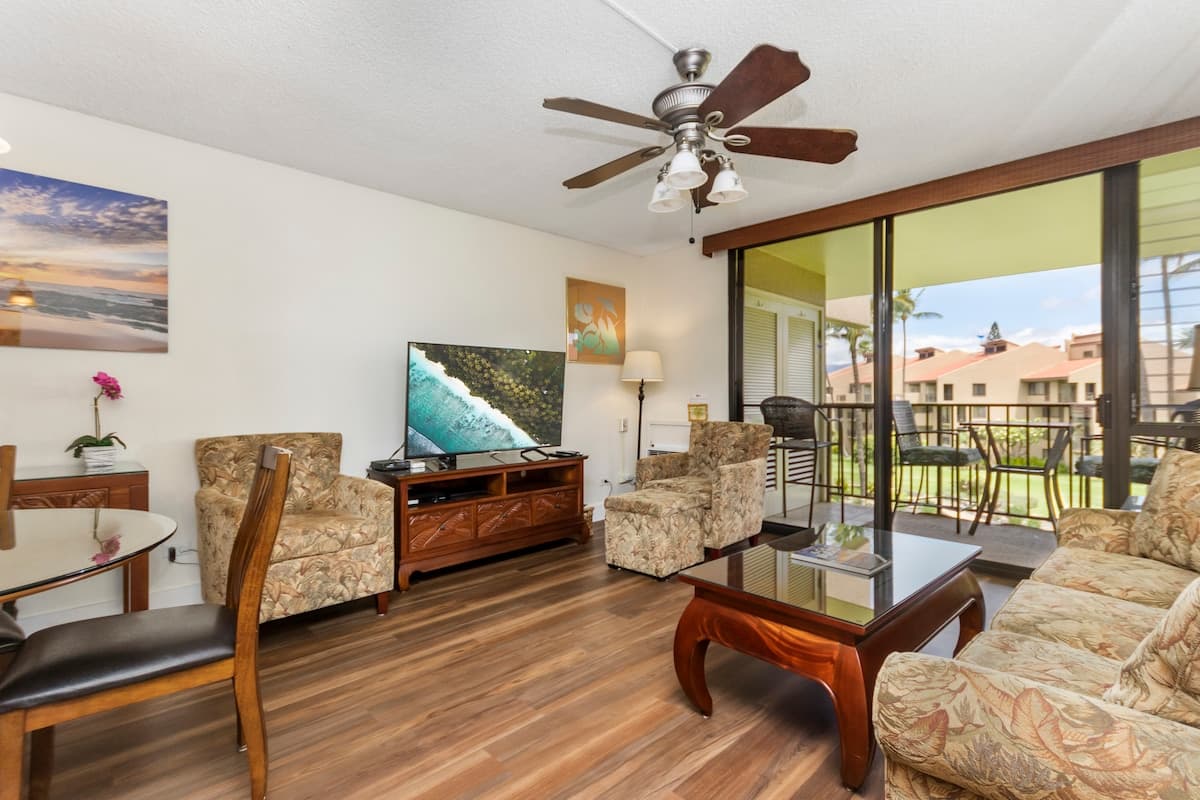 Condo in Kihei · ★4.67 · 1 bedroom · 2 beds · 2 baths - Photo 1