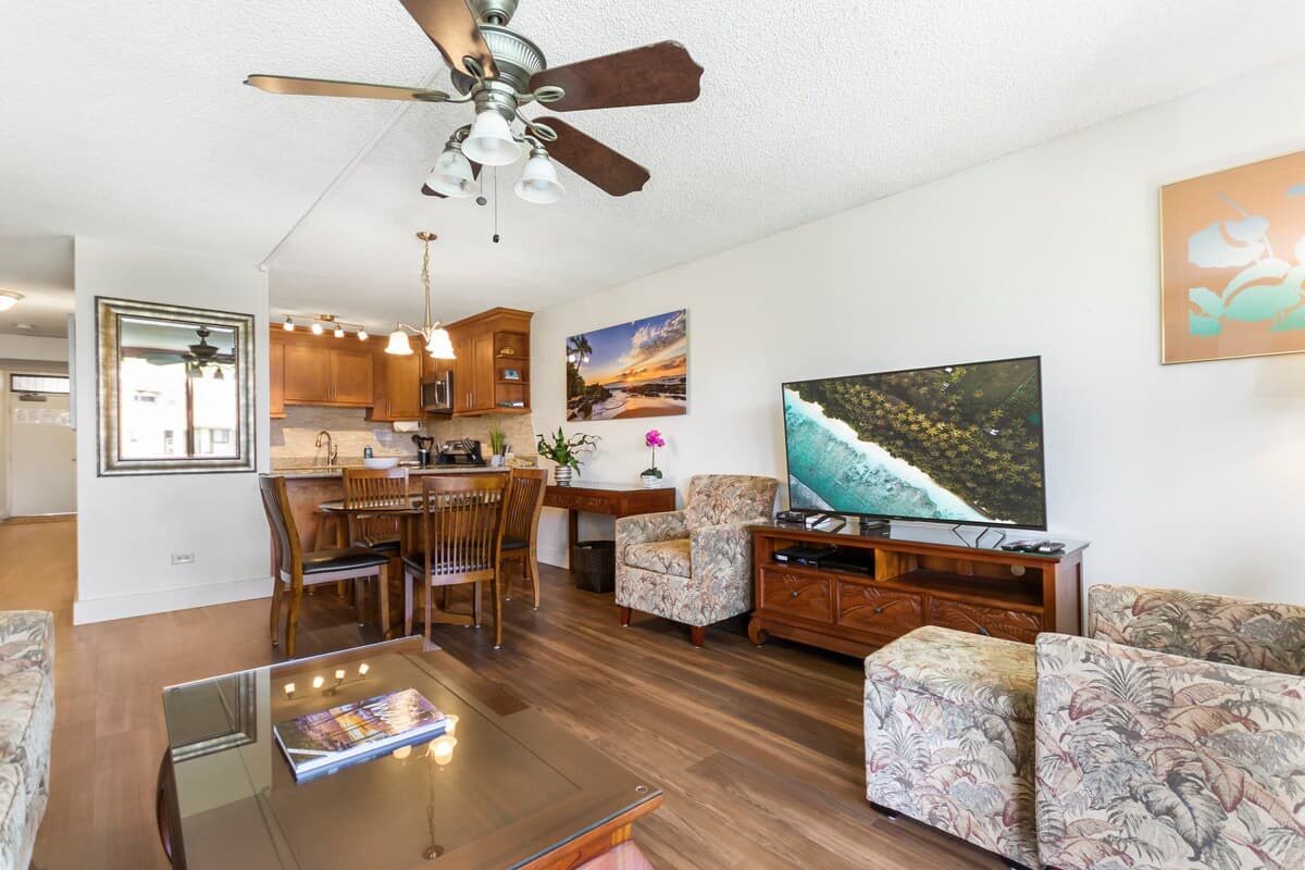 Condo in Kihei · ★4.67 · 1 bedroom · 2 beds · 2 baths - Photo 4