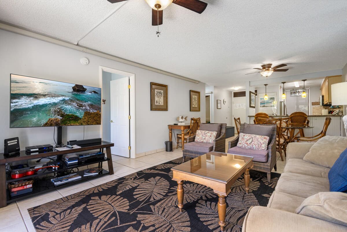 Condo in Kihei · ★4.73 · 2 bedrooms · 4 beds · 2 shared baths - Photo 5