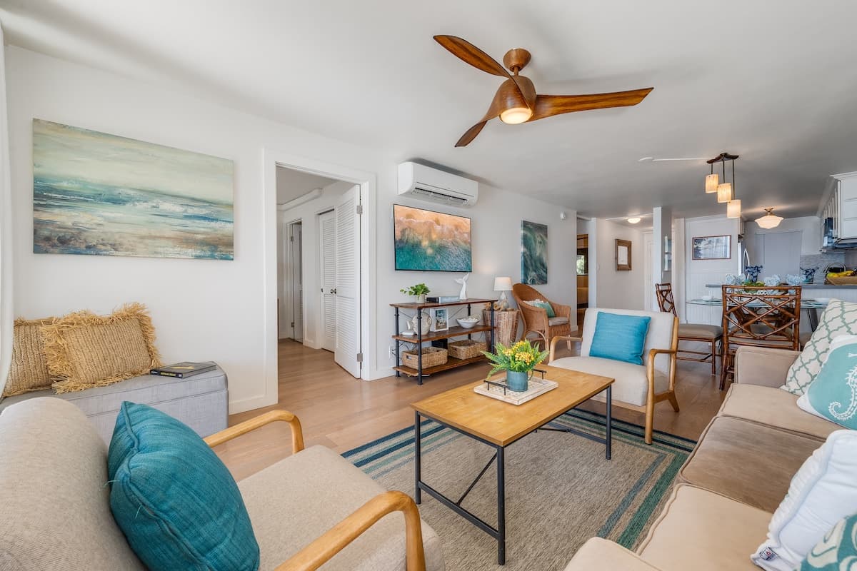 Condo in Wailuku · ★4.69 · 2 bedrooms · 3 beds · 2 baths - Photo 4
