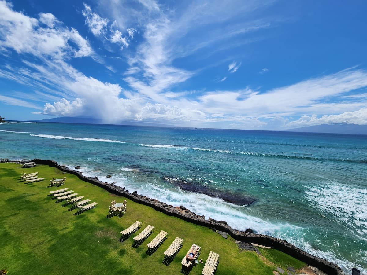 Condo in Lahaina · ★4.86 · 1 bedroom · 1 bed · 1 bath - Photo 4