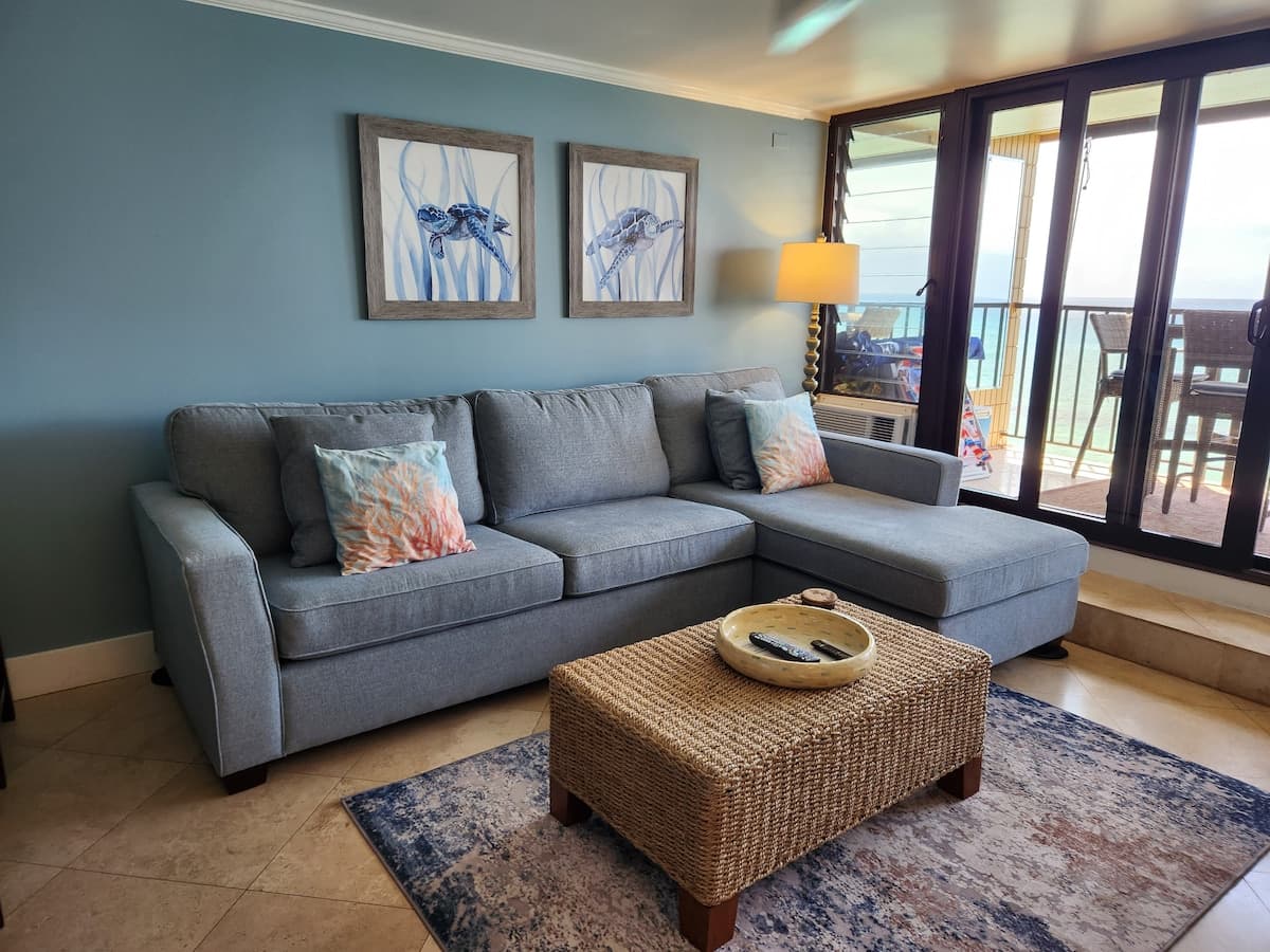 Condo in Lahaina · ★4.86 · 1 bedroom · 1 bed · 1 bath - Photo 3