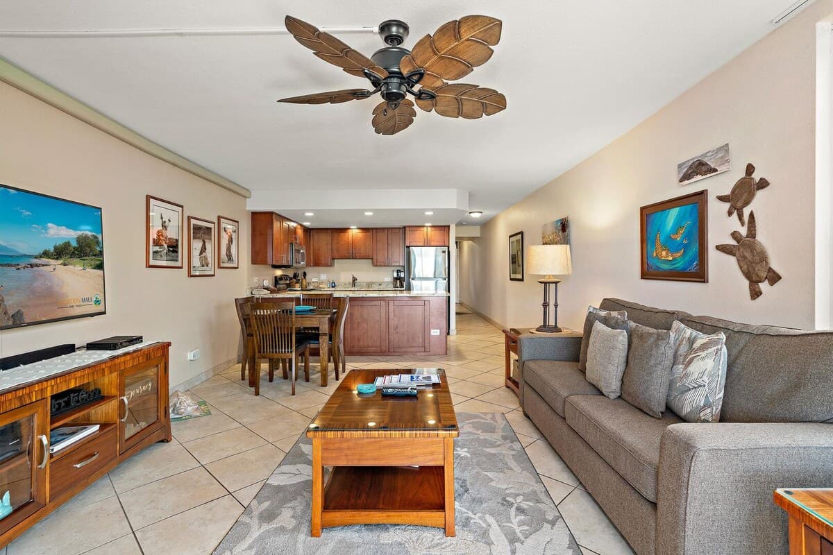 Condo in Kihei · ★4.95 · 1 bedroom · 2 beds · 2 baths - Photo 3