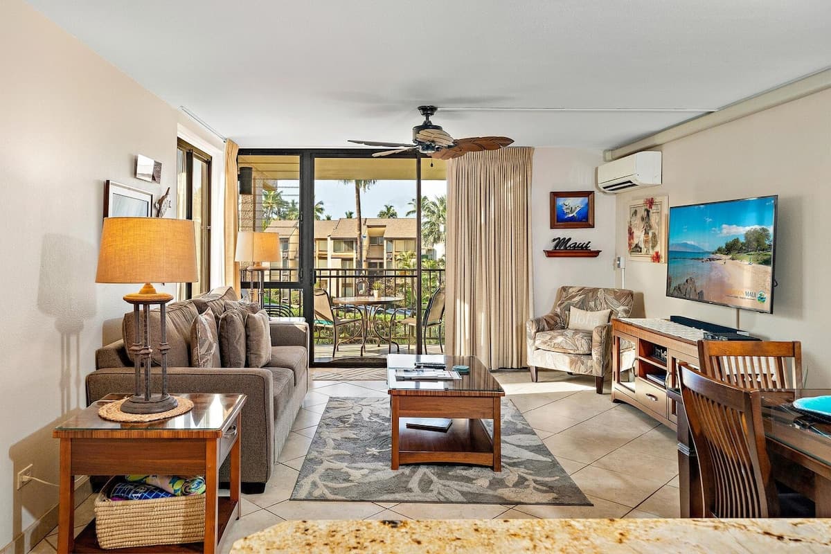 Condo in Kihei · ★4.95 · 1 bedroom · 2 beds · 2 baths - Photo 2