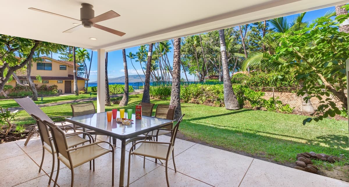 Townhouse in Lahaina · ★4.89 · 3 bedrooms · 5 beds · 3 private baths - Photo 1