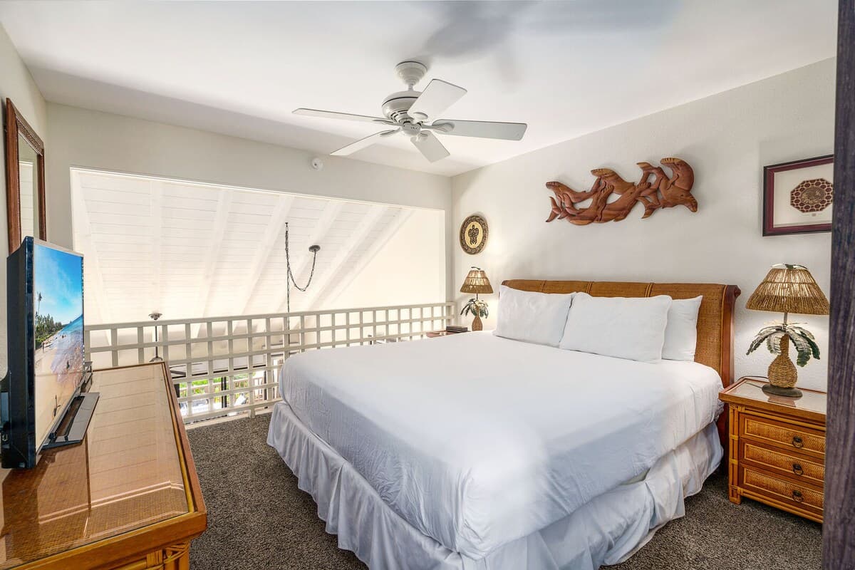 Condo in Kihei · ★4.84 · 2 bedrooms · 3 beds · 2 private baths - Photo 4