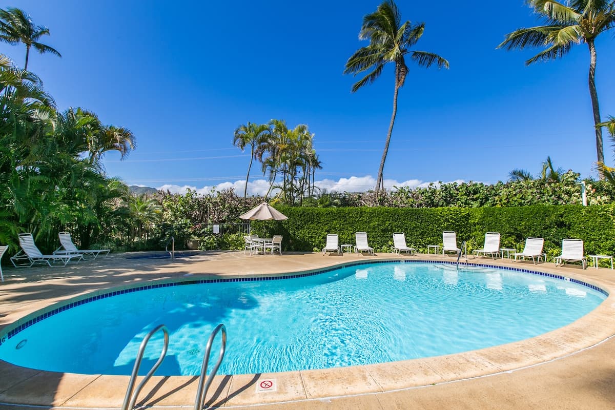 Condo in Kapaa · ★4.79 · 1 bedroom · 3 beds · 1 bath - Photo 4