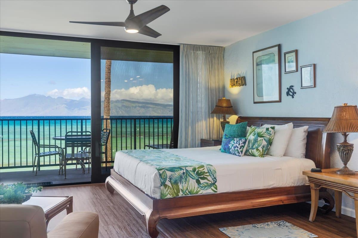Condo in Lahaina · ★4.89 · 1 bedroom · 1 bed · 1 private bath - Photo 4