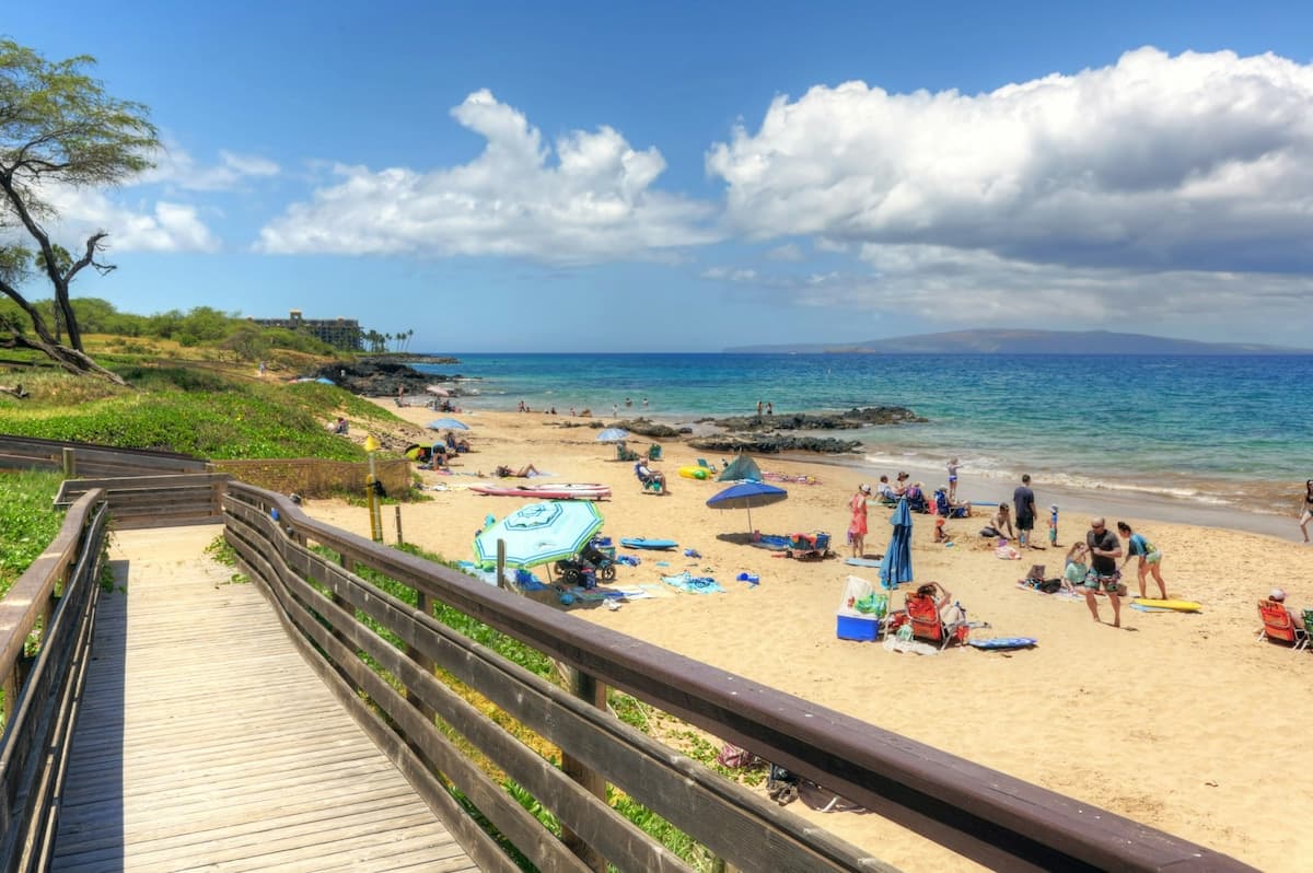 Condo in Kihei · ★4.25 · 1 bedroom · 2 beds · 2 shared baths - Photo 1