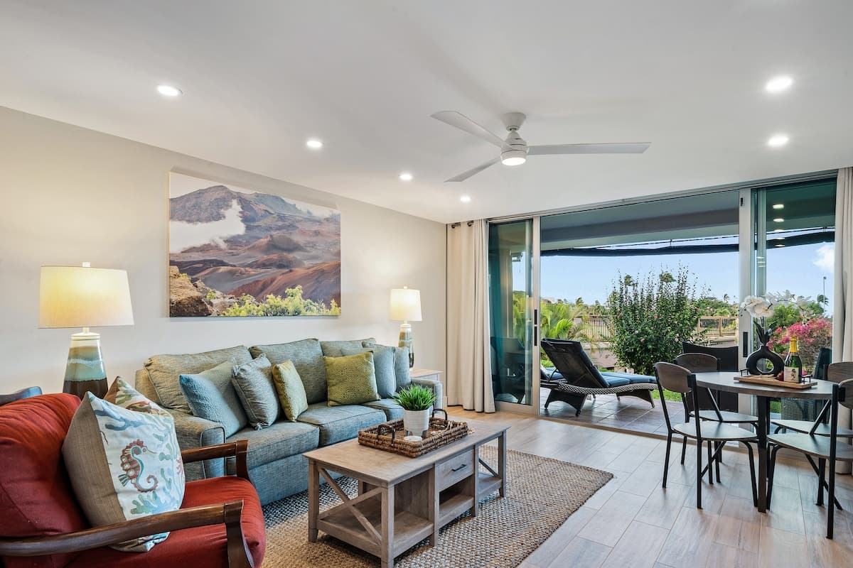 Condo in Lahaina · ★4.57 · 1 bedroom · 3 beds · 2 private baths - Photo 2
