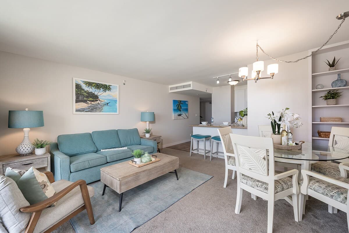 Condo in Lahaina · ★4.8 · 2 bedrooms · 4 beds · 2 baths - Photo 3