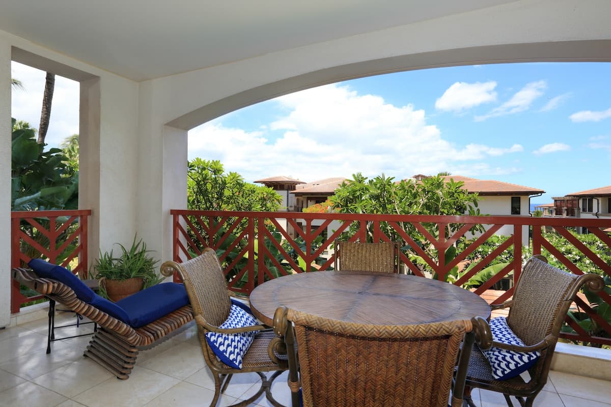 Villa in Kihei · ★5.0 · 2 bedrooms · 3 beds · 2 baths - Photo 3