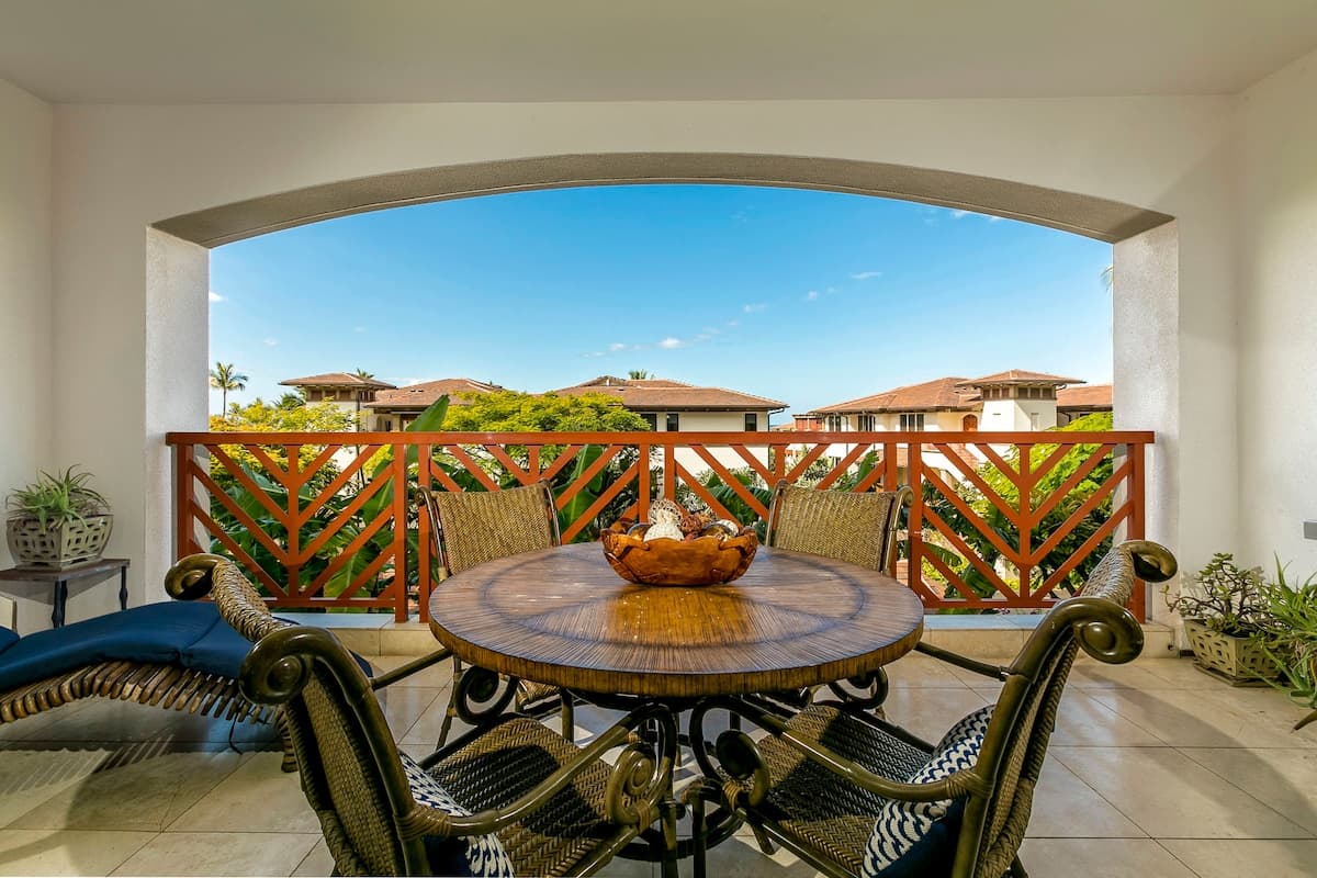 Villa in Kihei · ★5.0 · 2 bedrooms · 3 beds · 2 baths - Photo 2