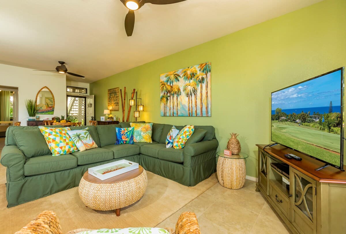 Condo in Kihei · ★4.73 · 1 bedroom · 2 beds · 2 shared baths - Photo 4