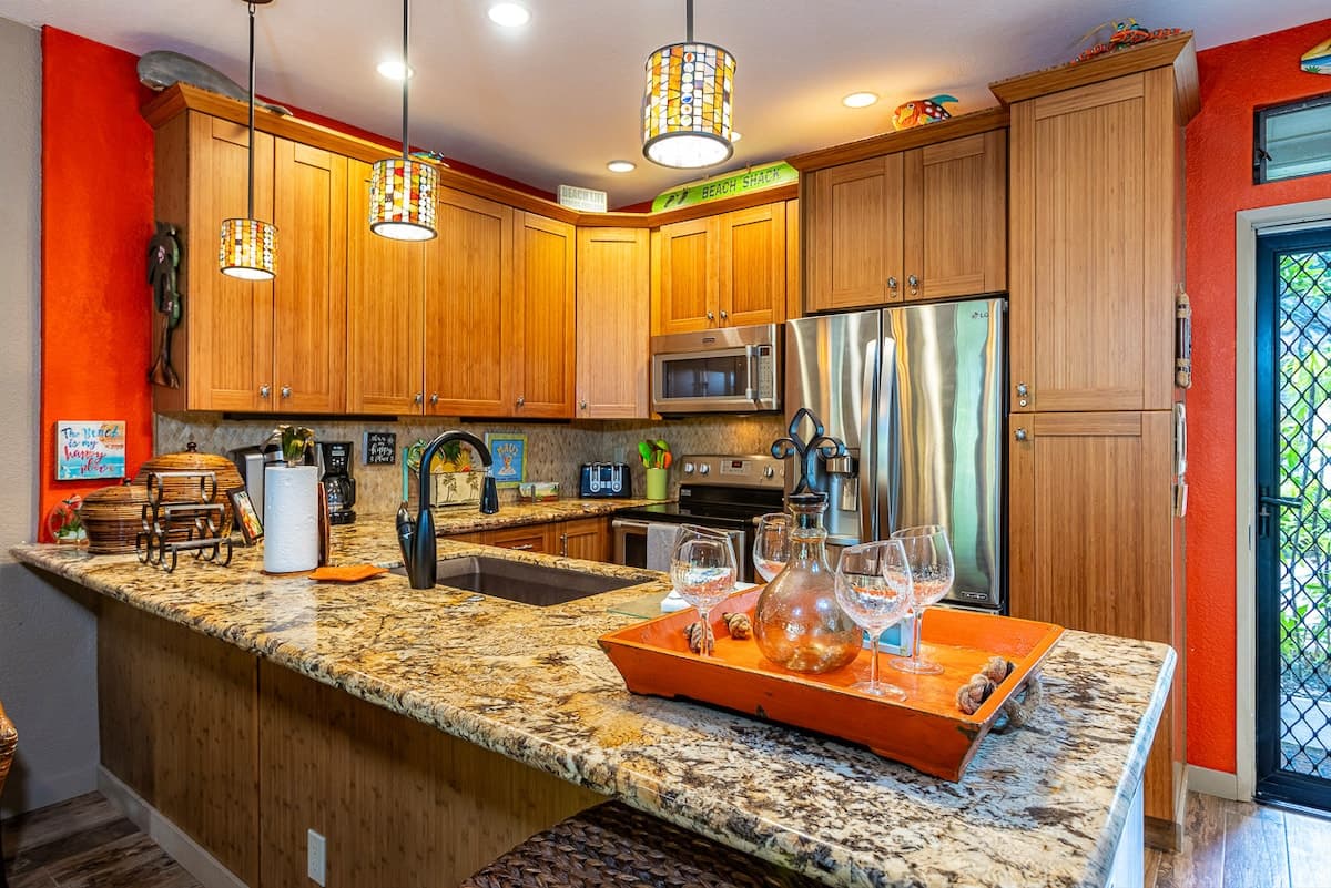 Condo in Wailea · ★4.82 · 2 bedrooms · 3 beds · 2 baths - Photo 3