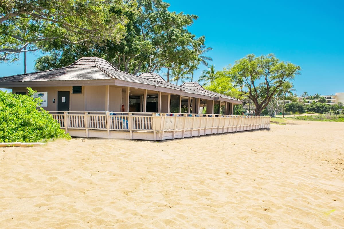 Condo in Lahaina · ★4.78 · 1 bedroom · 2 beds · 2 private baths - Photo 1